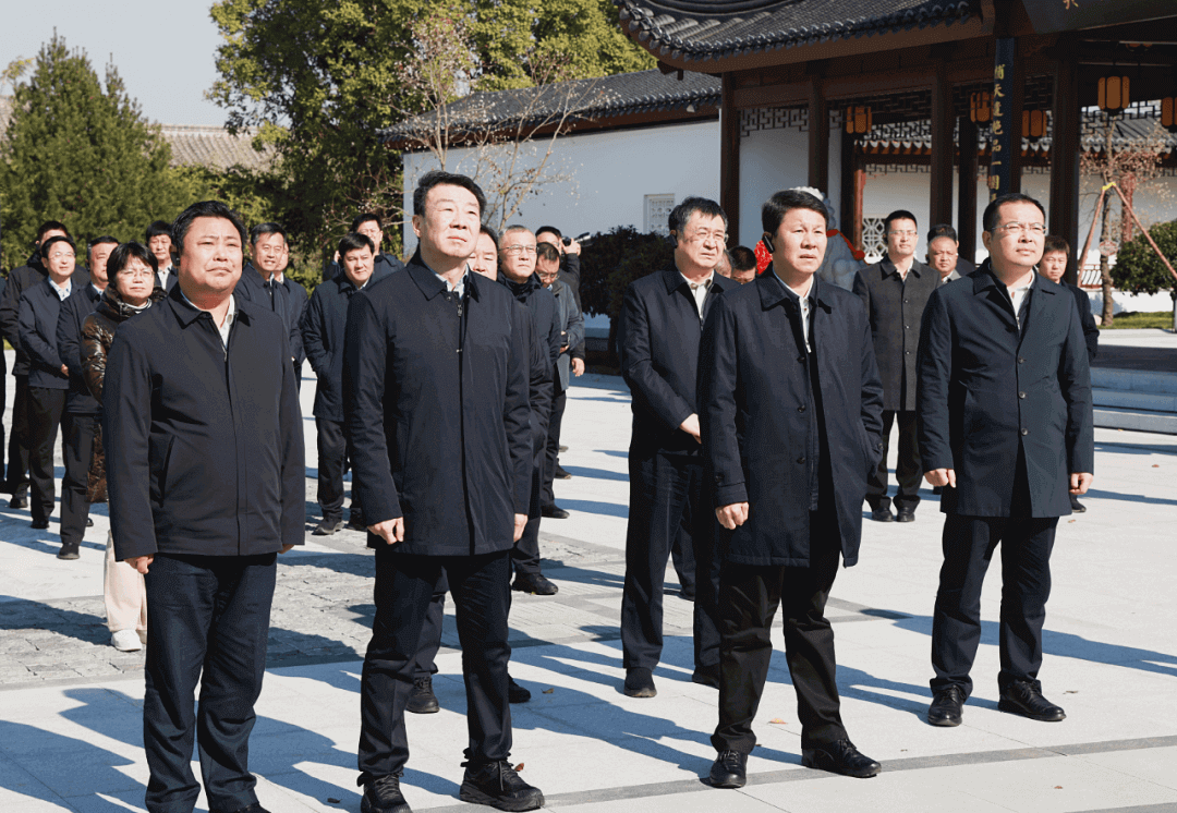 全市城市建设现场观摩会与会人员到费县观摩